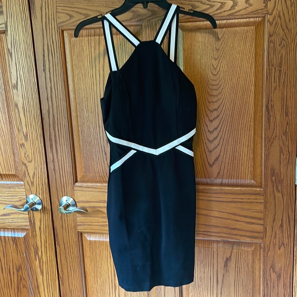Womens black and white right dress
